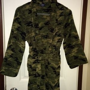 Faded Glory Camo Robe